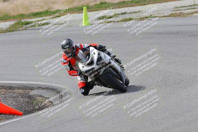 media/Mar-05-2023-TrackXperience (Sun) [[a95d40e56a]]/Group 2/session 2 turn 4/